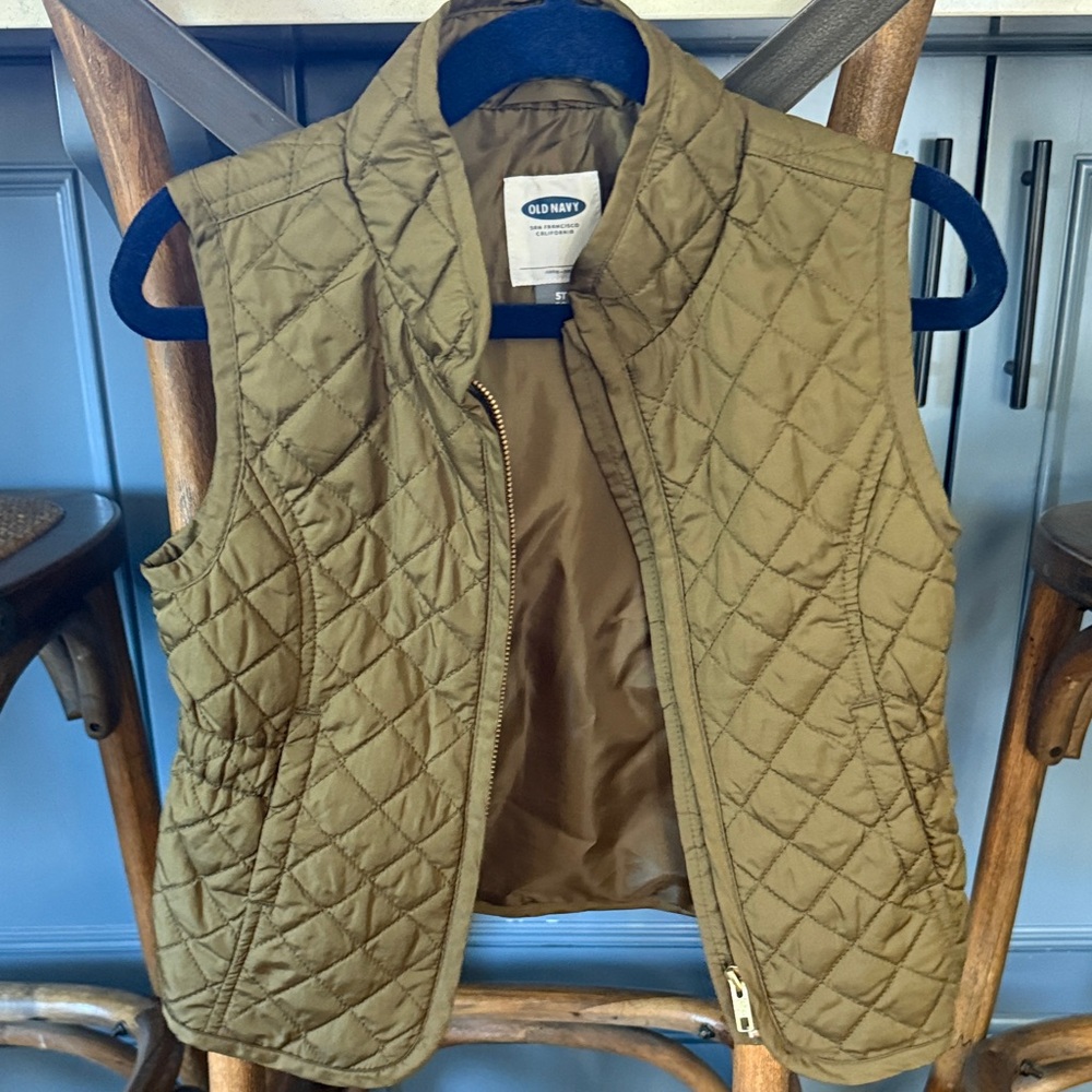 Old Navy Olive Quilted Vest